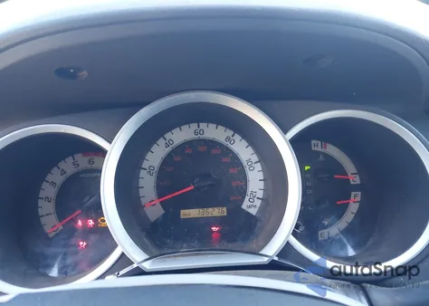 2014 Toyota Tacoma Prerunner V6 z USA, uszkodzony, nr VIN 5TFJU4GN3EX060998